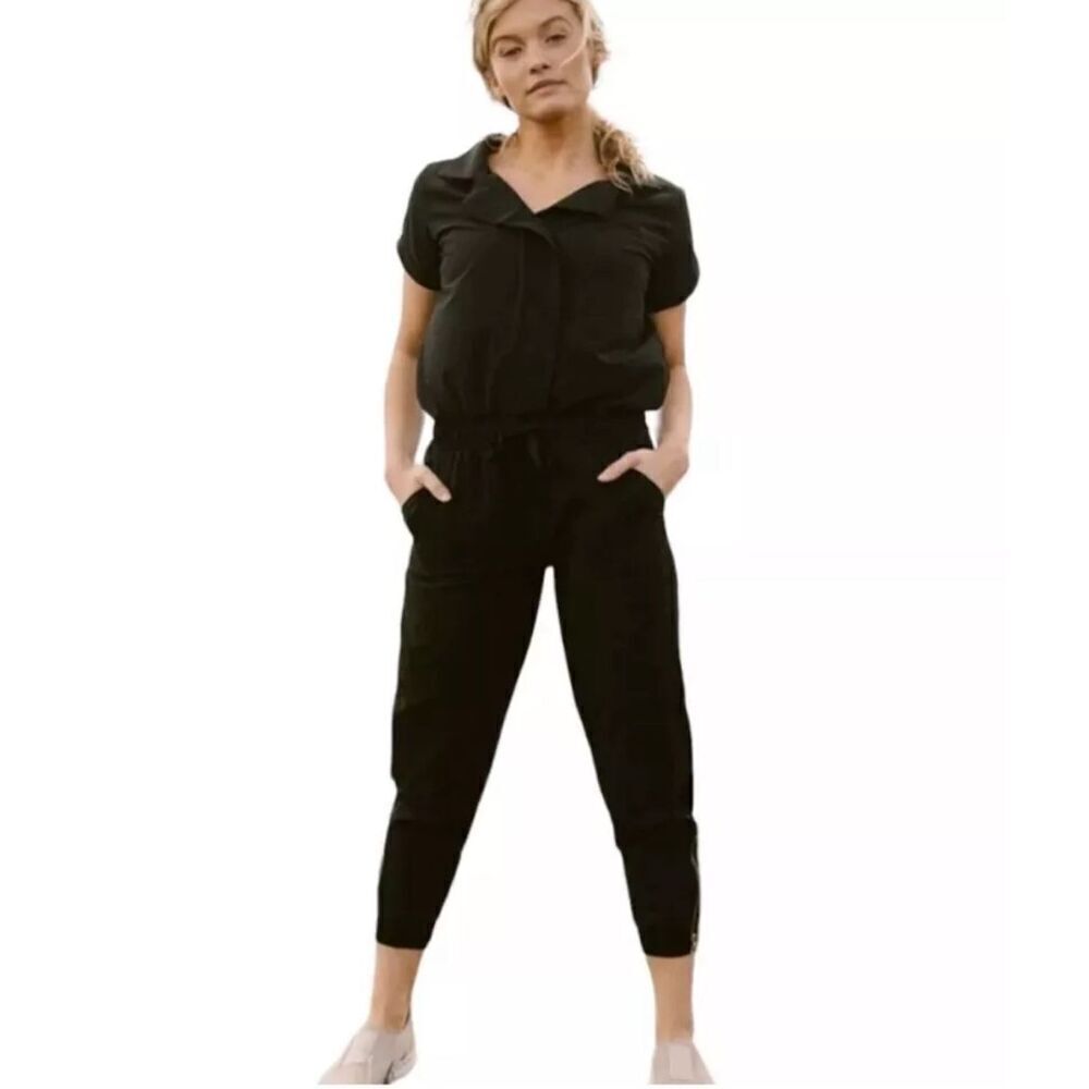 Albion Black Collar Roll Tab Short Sleeve Zipper Jogger Jumpsuit Women's M